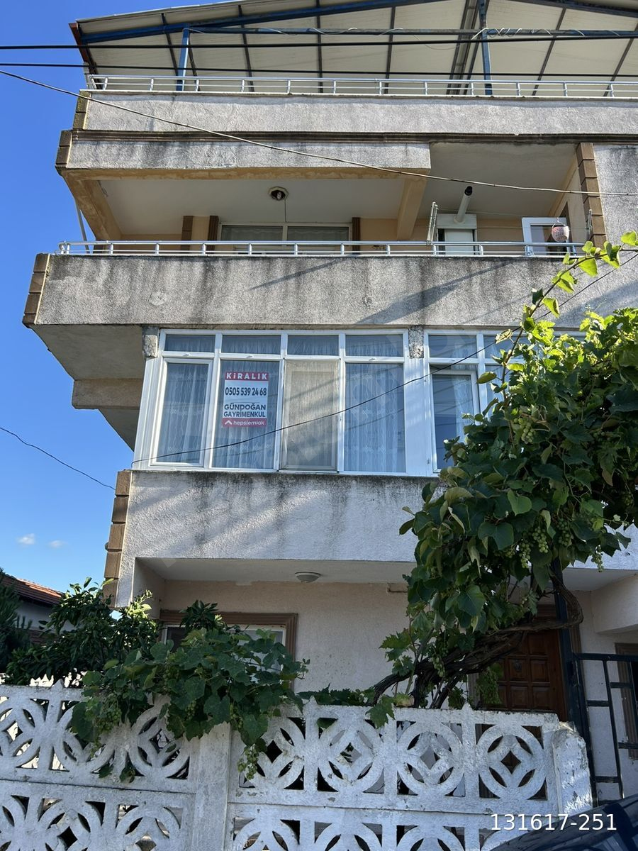 ismettaşa mahallesi ara kat 3+1 uygun fiyata daire