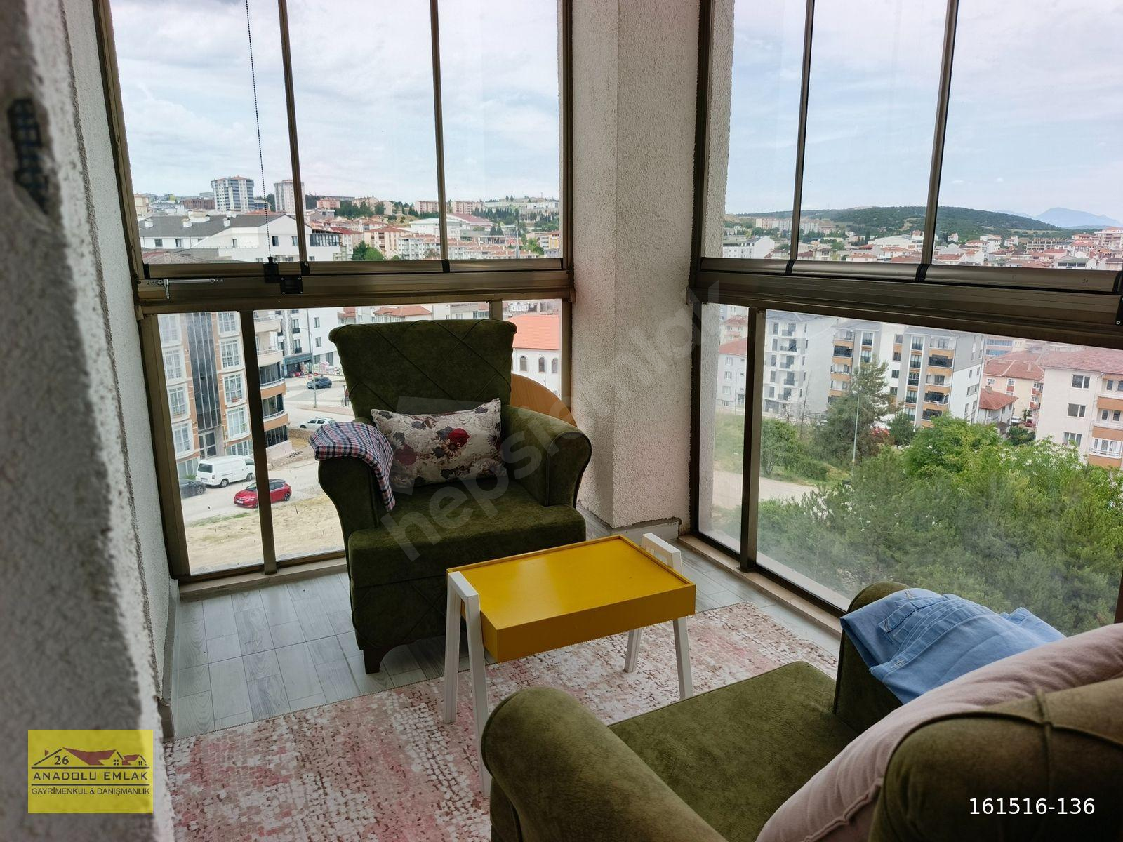 BAHÇELİEVLER'DE SİTE İÇİ FULL EŞYALI SATILIK 2+0 DAİRE