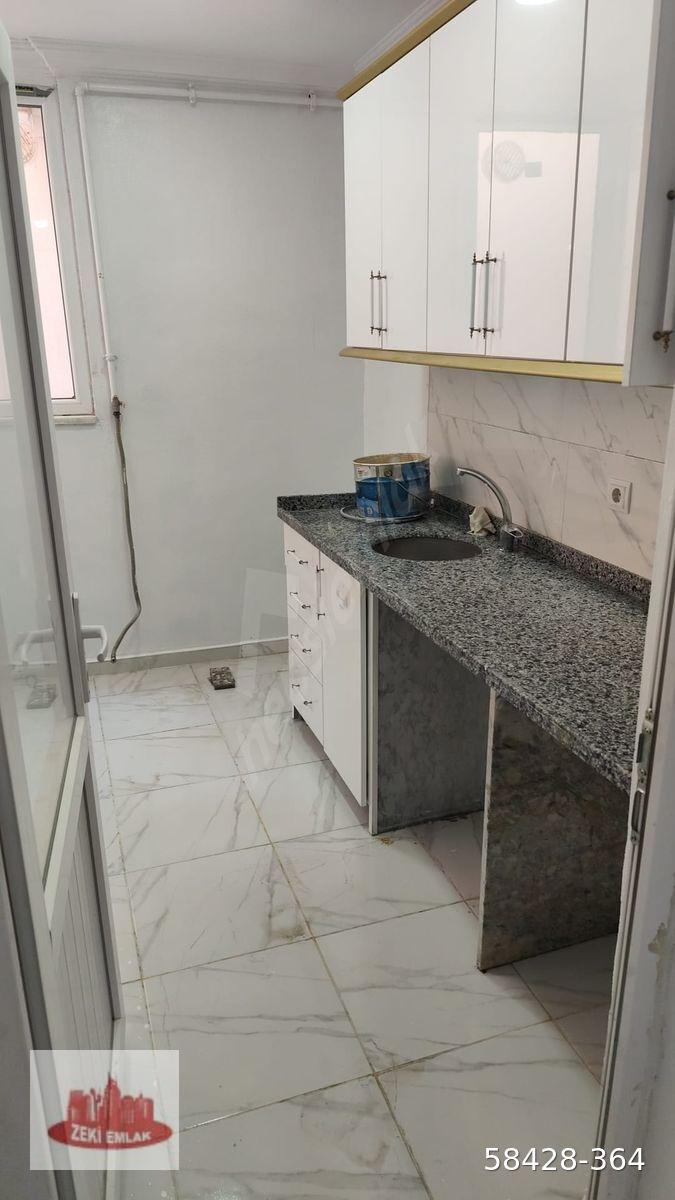 ZEKİ'DEN SATILIK KONAK'TA GİRİŞ B.KOMBİLİ 2+1 DAİRE