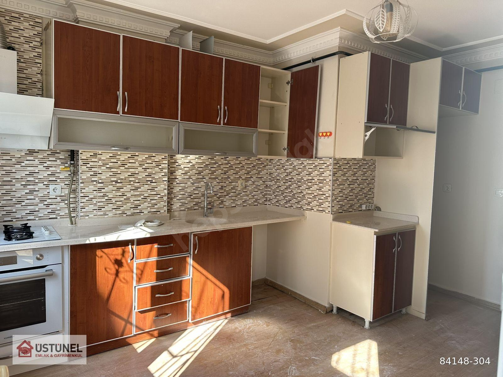 HUZUREVLERİNDE PAZARA METROYA YAKIN ÇİFT BANYOLU CAZİP DAİRE