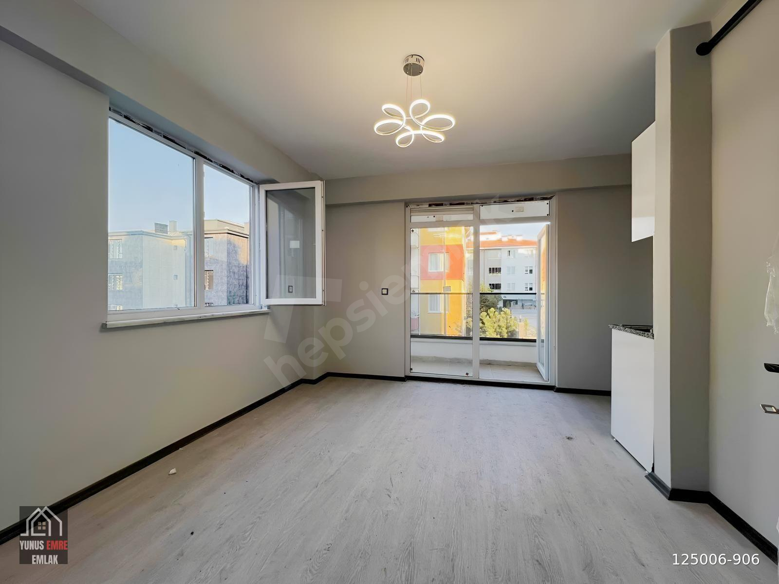 !71 EVLER MAH. TARİH BULVARI YAKINI 1+1 SATILIK DAİRE