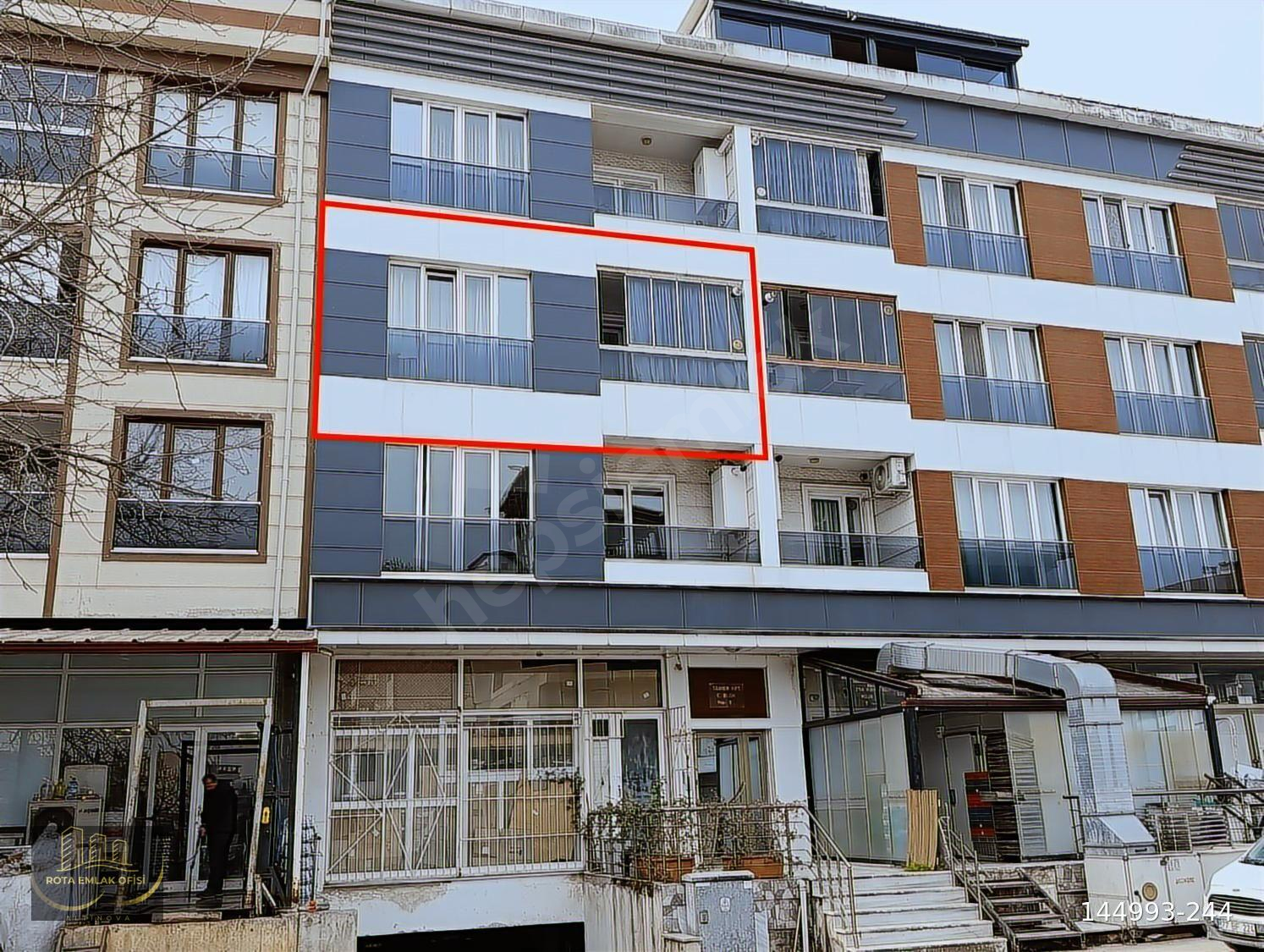 ROTA'DAN EMİNEVİM'E UYGUN ALTINOVA MERKEZDE 3+1 ARA KAT DAİRE