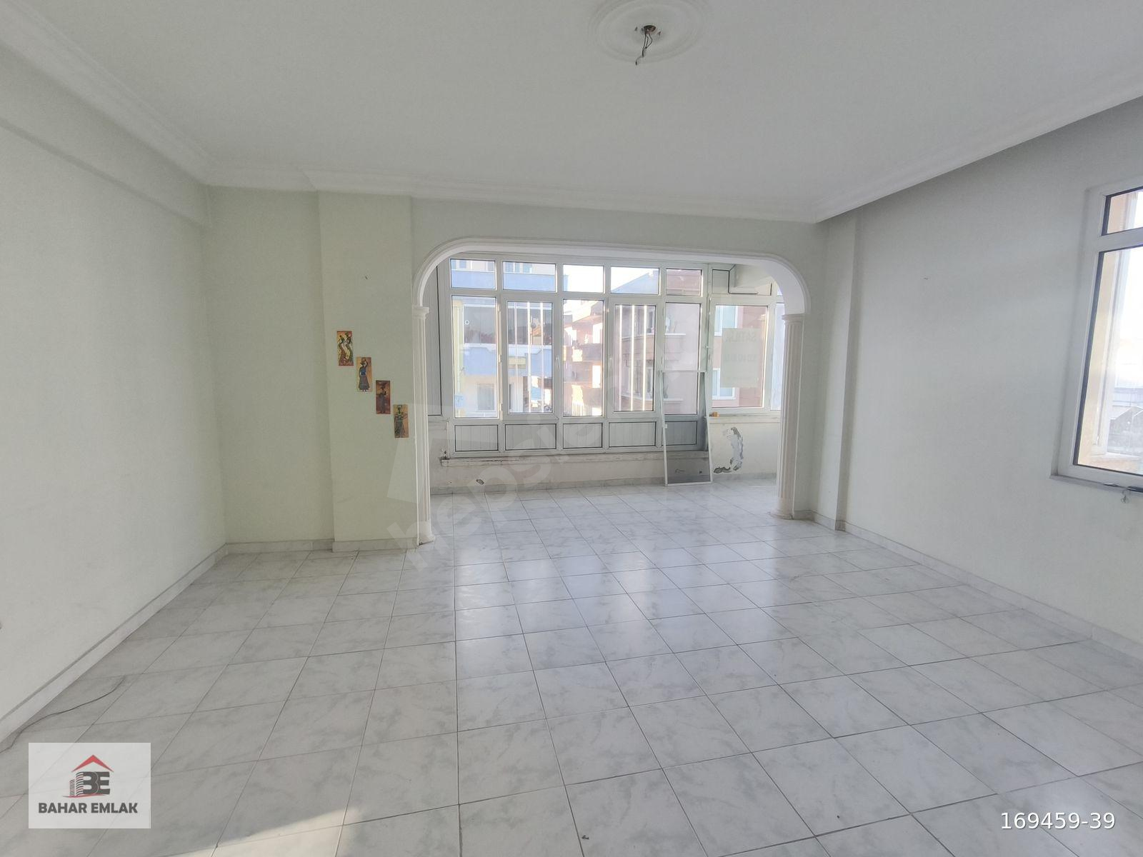 DENİZE YAKIN SATILIK DAİRE 2+1
