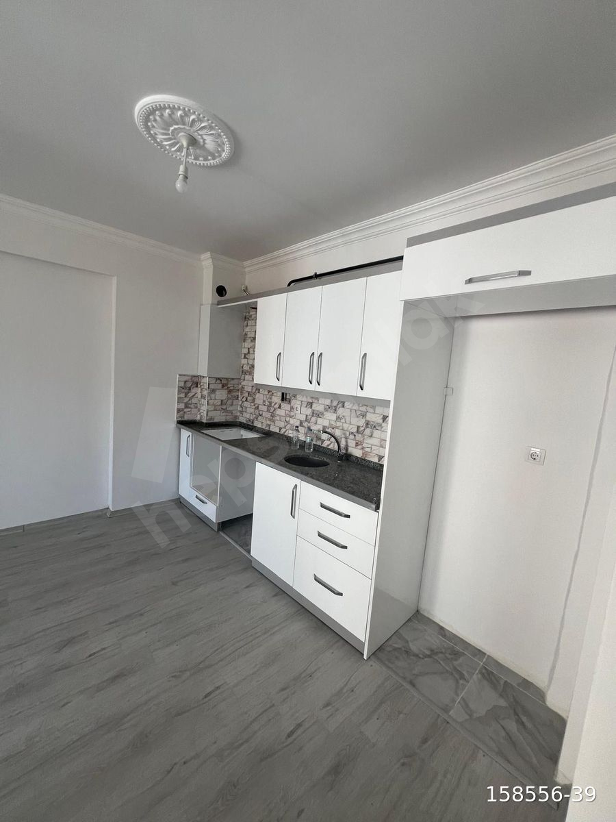 TOKAT NİKSAR ŞEHİR MERKEZİNDE SATILIK 2+0 DAİRE
