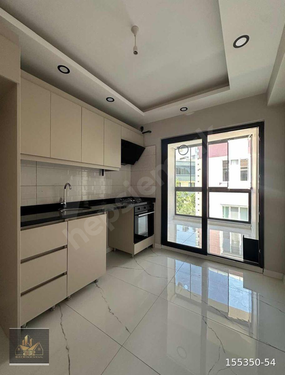 RUMELİDE SATILIK SIFIR 2+1 PARK CEPHE