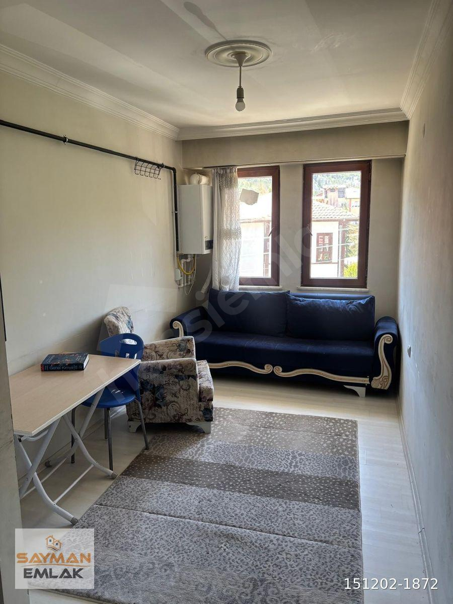 SAYMAN'DAN BALIKLI DA KİRALIK TEMİZ EŞYALI 1+1 DAİRE