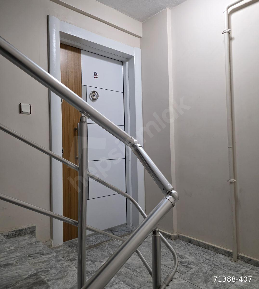 BAHÇELİEVLER MAHALLESİ'NDE GENİŞ 4 KAT 3+1 KİRALIK DAİRE