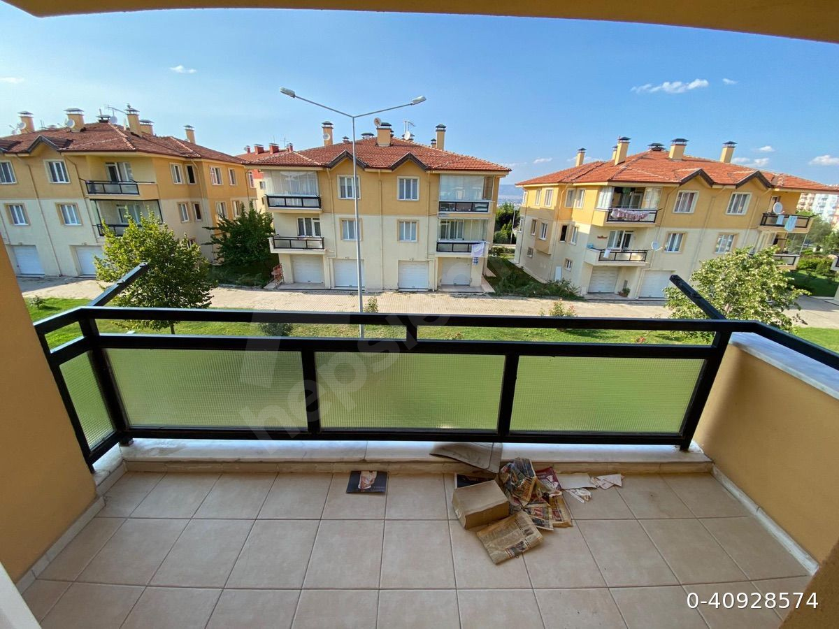 Sahibinden 3+1lüx, özel kapalı garajlı, kilerli, ebeveyn banyolu
