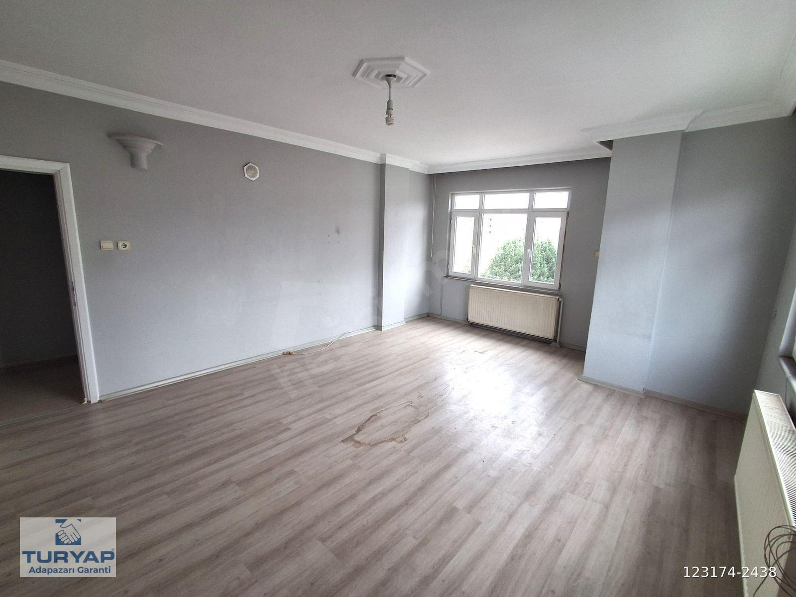 Karasu Merkezde 2+1 Geniş Önü Açık Satılık Daire