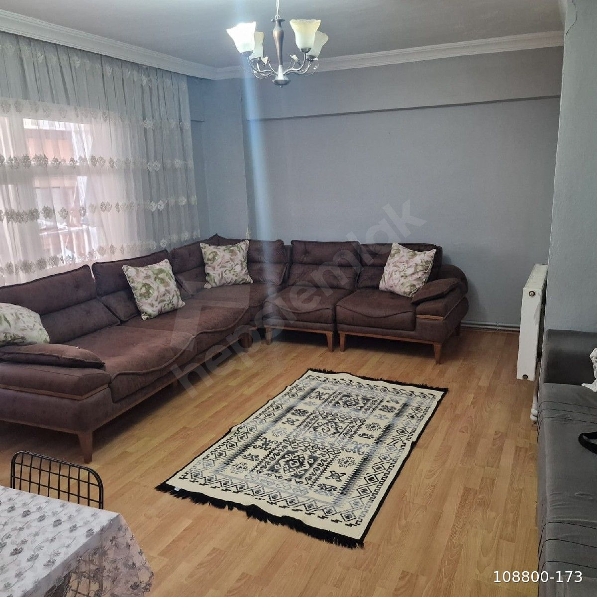 ÇINARCIK MERKEZDE ÖĞRENCİYE KİRALIK DAİRE
