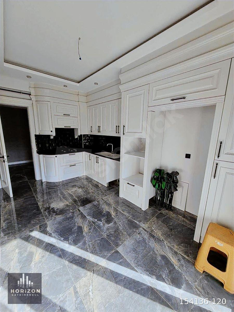 YENİŞAFAK MAH. SİTE İÇİ HAVUZ,GÜVENLİK,ARAKAT LÜKS DAİRE