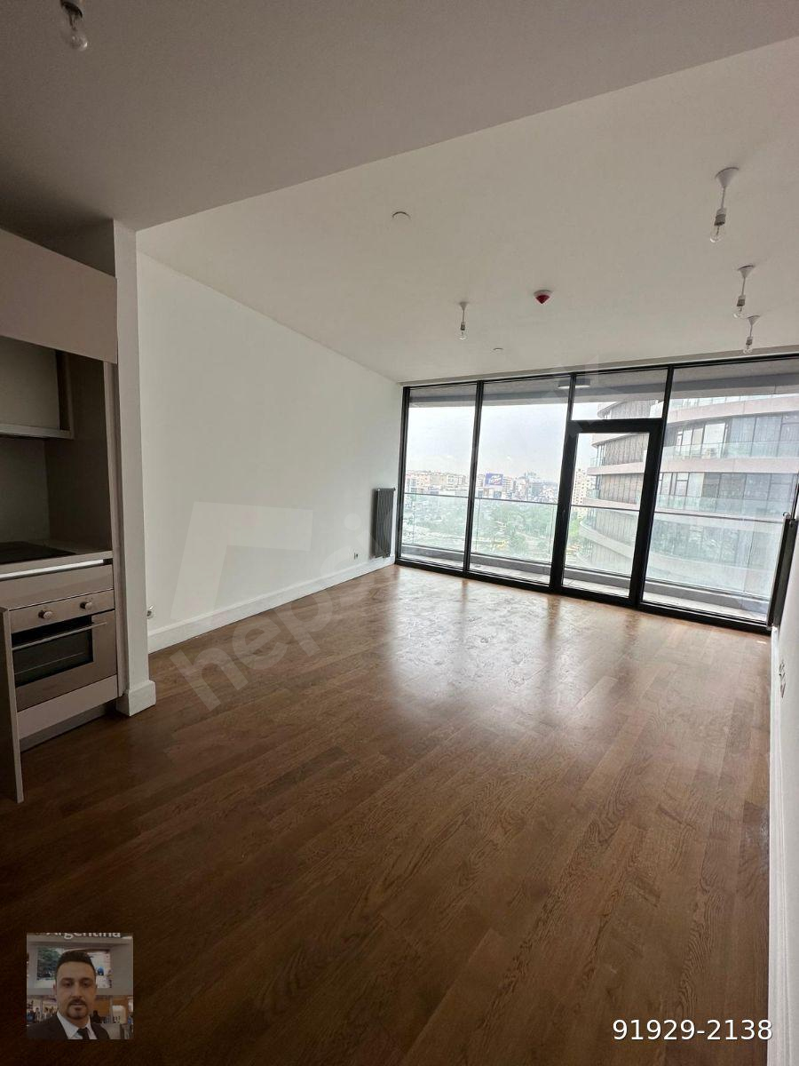 SELENİUM ATAKÖY DE BALKONLU SATILIK HAVUZ CEPHE 96 m2 1+1