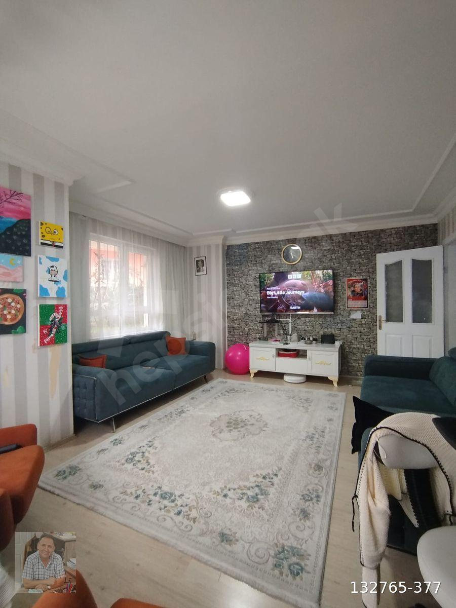 ÇAĞLAYAN'DA 100M2 2+1 YAPILI BALKONLU SALON BAĞIMSIZ KOT 1 KOMBİLİ SATILIK DAİRE
