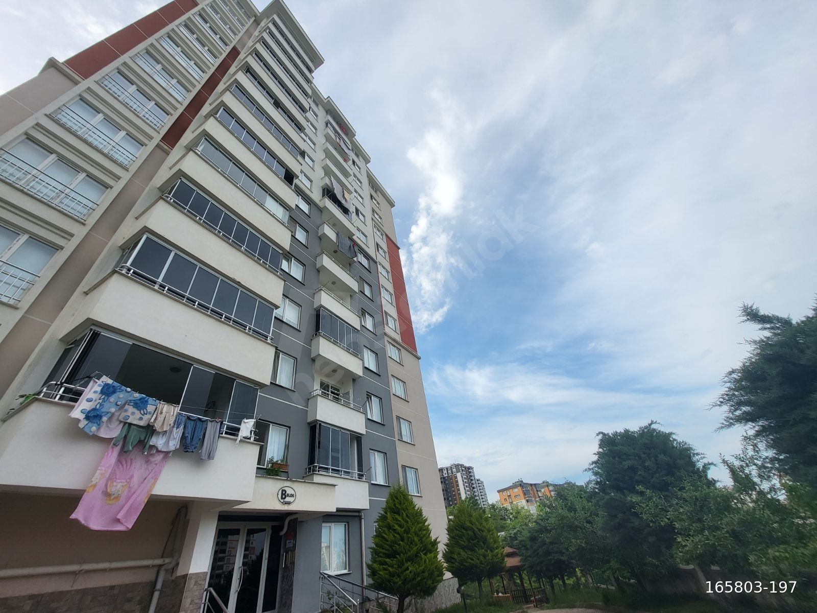 CİHANGİR EMLAK'TAN AYAZLININ GÖZDESİ DAMLA SİTESİ SATILIK DAİRE.
