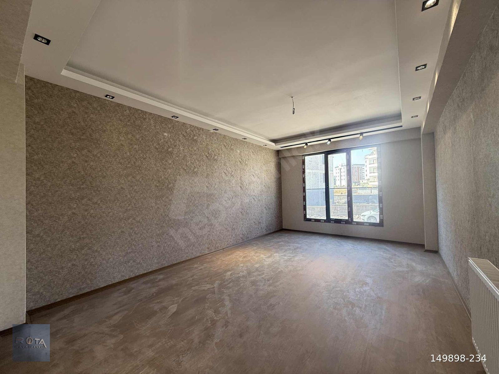 KARAKÖPRÜ BATIKENT MAHALLESİNDE SATILIK 3+1 LÜX DAİRE