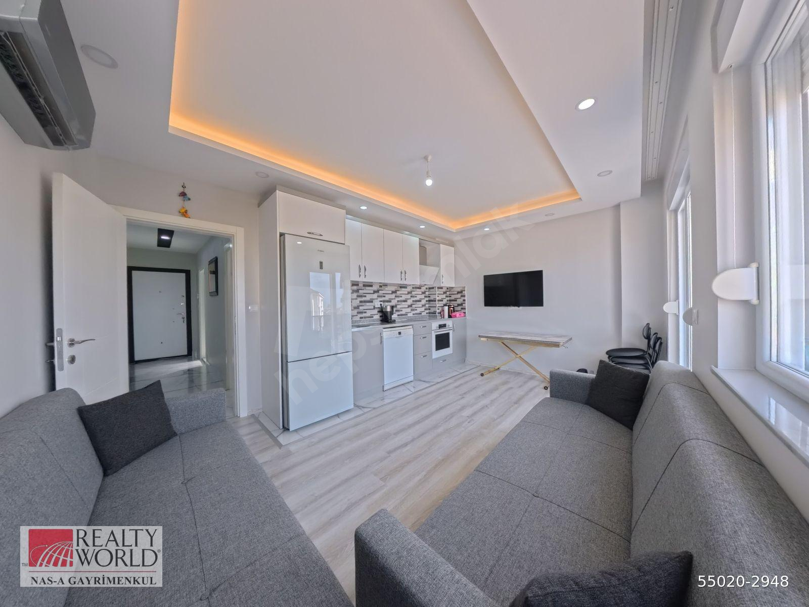 DÖŞEMEALTINDA SATILIK 1+1 DAİRE | AÇIK OTOPARKLI ASANSÖRLÜ!