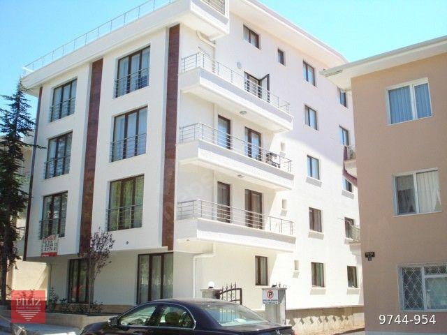 Emek 21 Sokakta 3+1 Yüksek Giriş Bakımlı Teraslı Aileye uygun Kiralık Daire