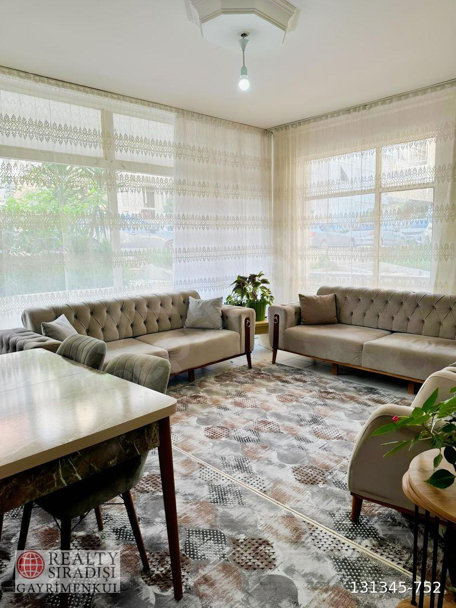 ANTALYA BAHÇELİEVLER MAHALLESİNDE ÇOK ACİL SATILIK DAİRE