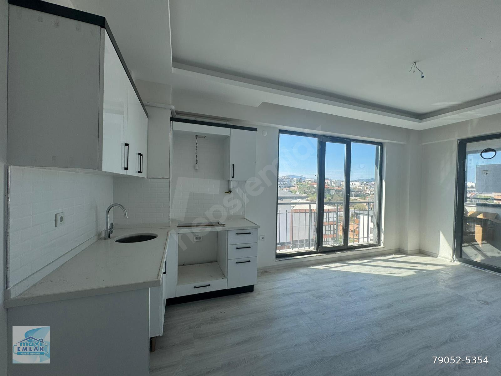 BANDIRMA MAVİ EMLAKTAN YENİ MAHALLEDE 1+1 LÜKS SATILIK DAİRE