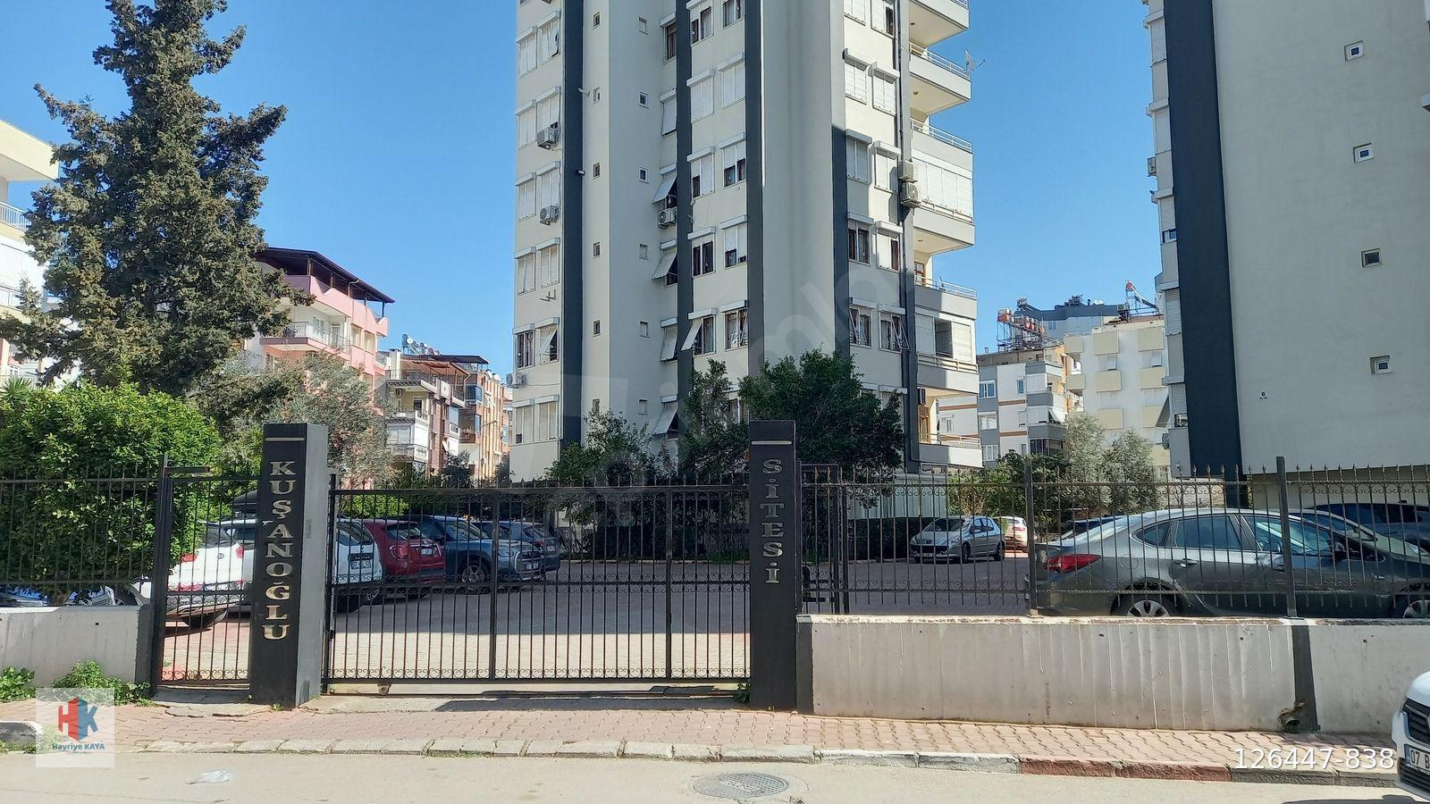 MEYDANKAVAĞI'NDA AYRI MUTFAKLI YÜKSEK GİRİŞ 2+1 SATILIK DAİRE