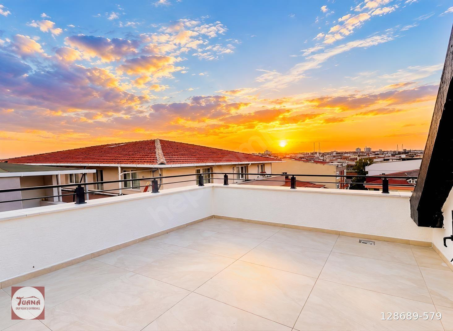 AVCILAR'DA SIFIR BİNADA ASANSÖRLÜ TERASLI 2+1 SATILIK DAİRE