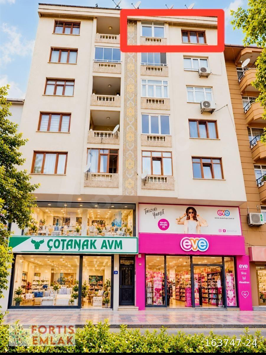 Merkezde Kiralık Daire - Ana cadde üzerinde