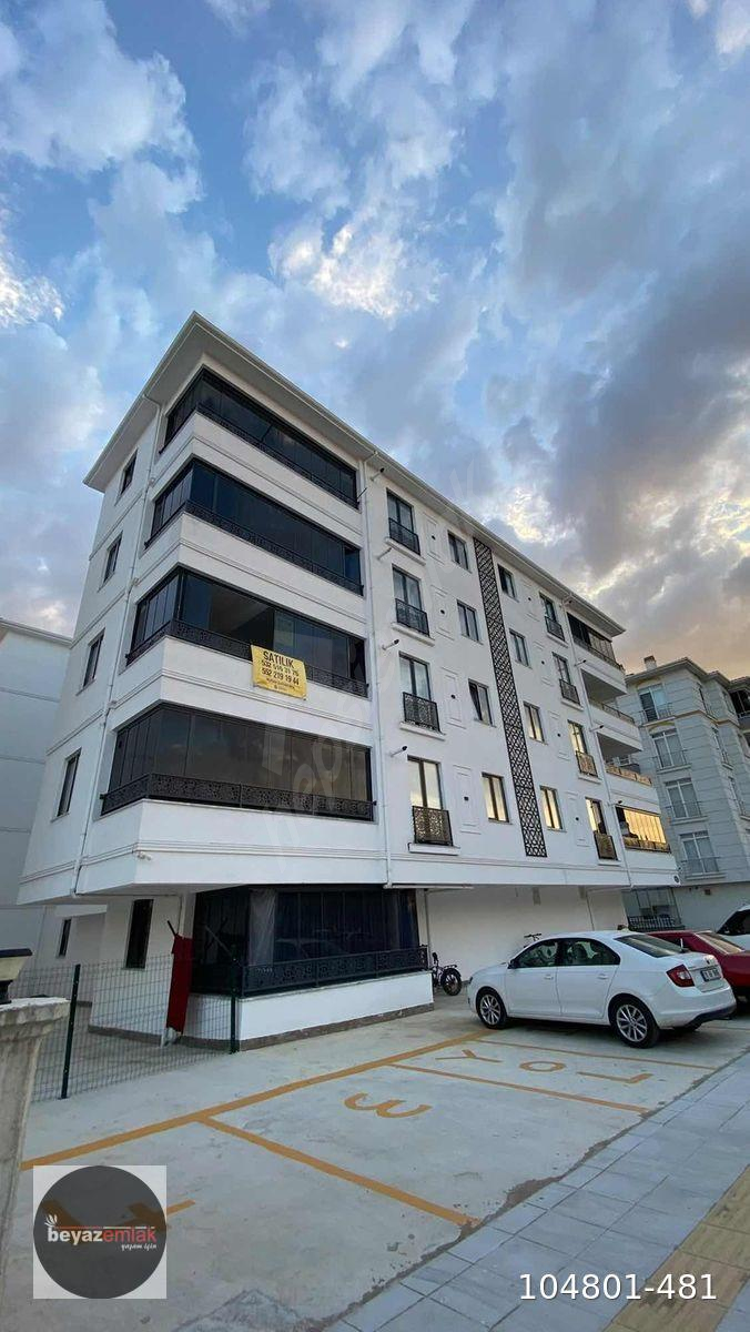 TOPRAK SANAYİ OKULU SATILIK CİVARI 3+1
