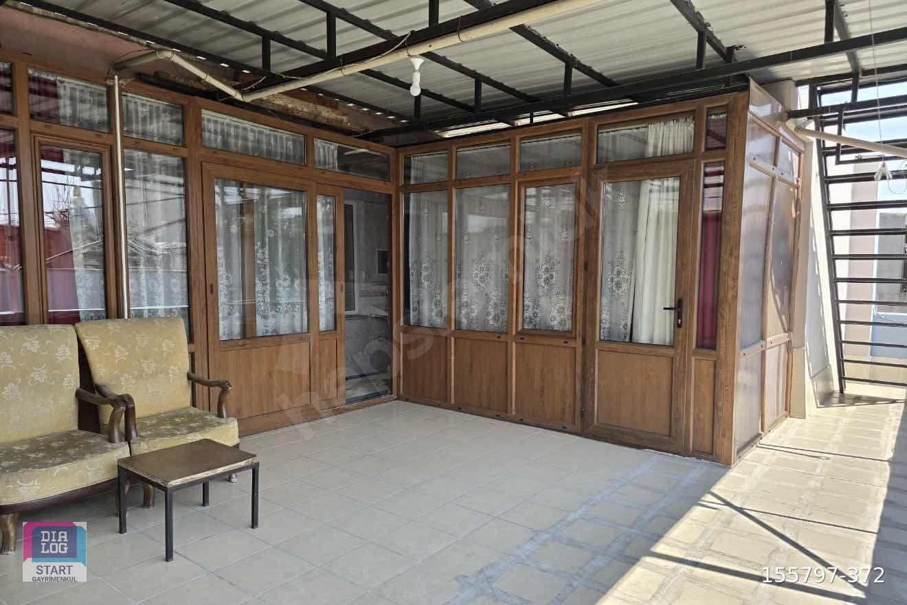 Bayraklı Adalet Mahallesinde Full Eşyalı 1+1 Kiralık Daire