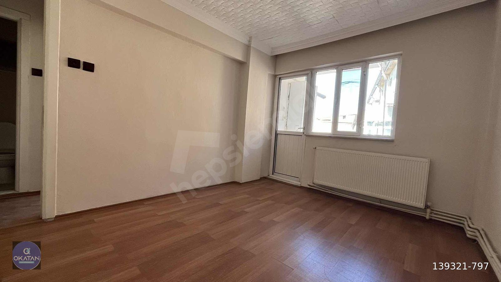 ALAYBEY CAMİİ KARŞISI 2+1 KAPALI MUTFAK KİREMİT ÇATILI