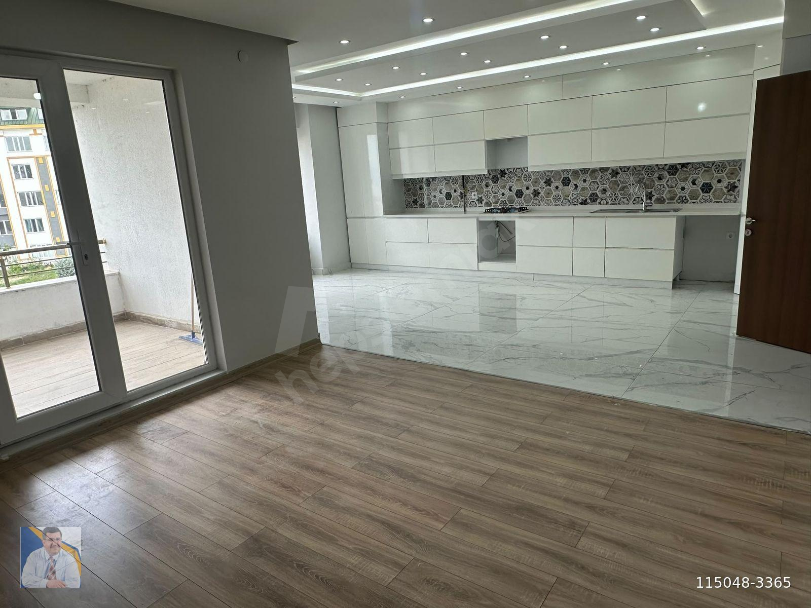 EDREMİT YENİ MAHALLE'DE KİRALIK GENİŞ SİTE İÇİ 4+1 LÜKS DAİRE