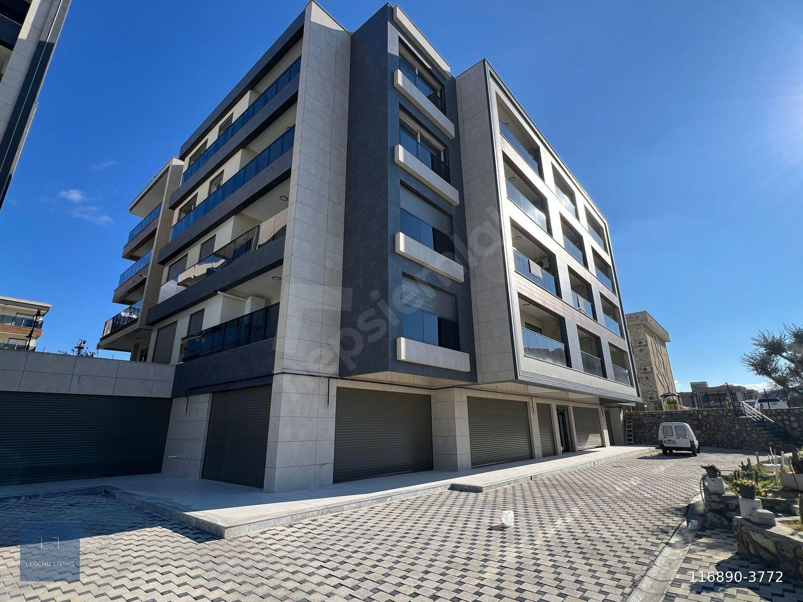 KUŞADASI İKİÇEŞMELİK MAHALLESİNDE 1+1 DAİRE.