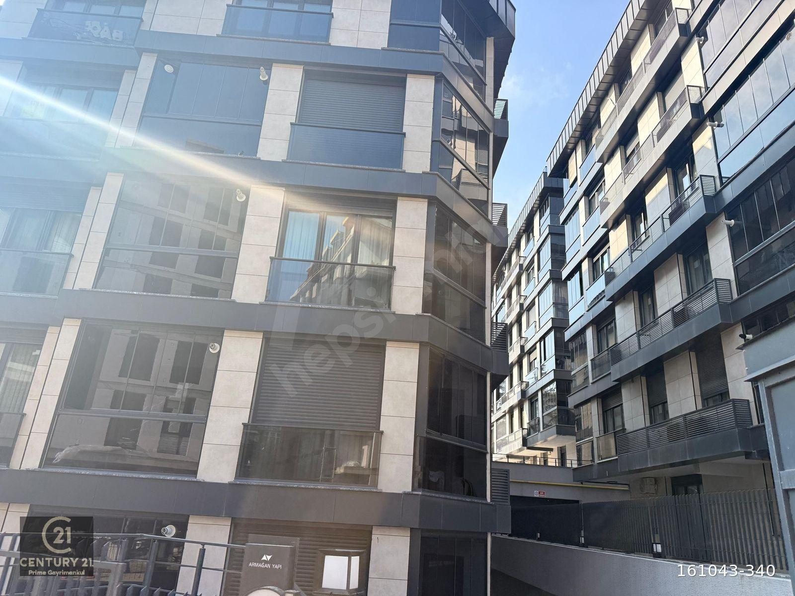 ALTUNİZADE BARBAROS MAHALLESİ AY KONAKLARIN'DA SATILIK 2+1 DAİRE