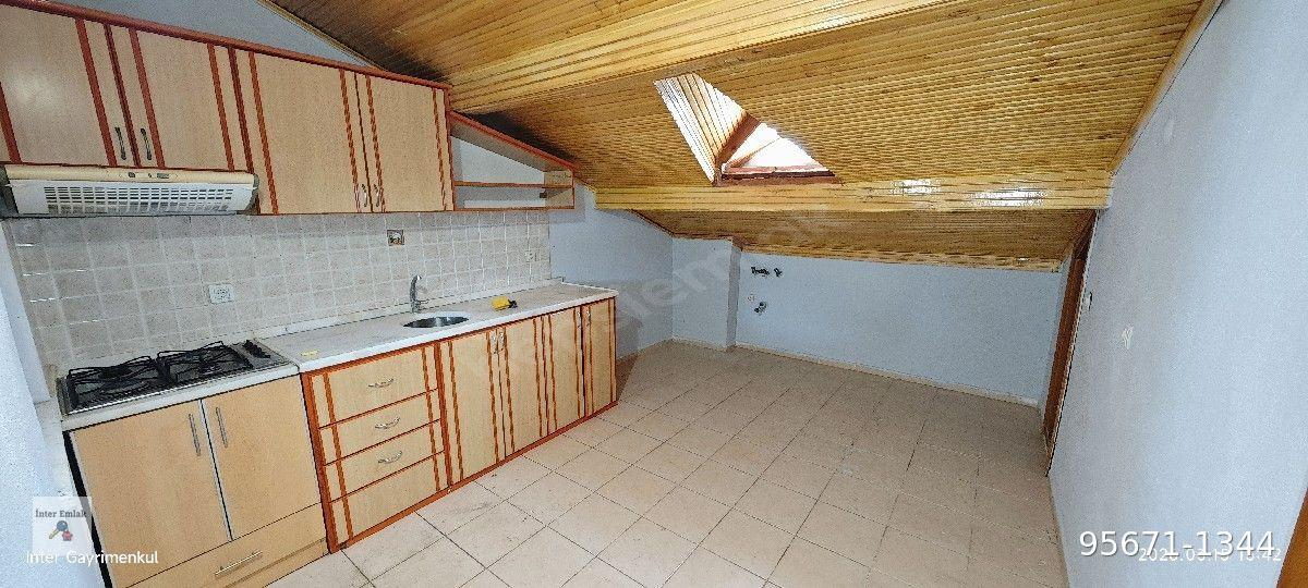 Arslanbucakta Ayrı Mutfaklı 2+1 Çatı Kat Daire