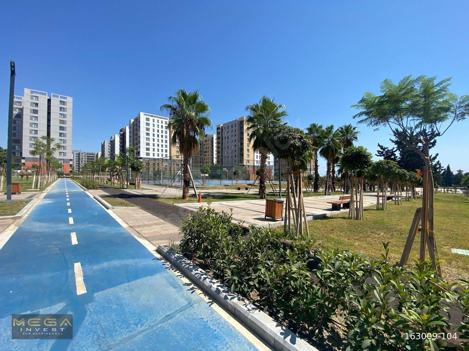 MEGA İNVEST GAYRİMENKUL' DEN PARKA SIFIR CEPHE 2+1 SATILIK DAİRE