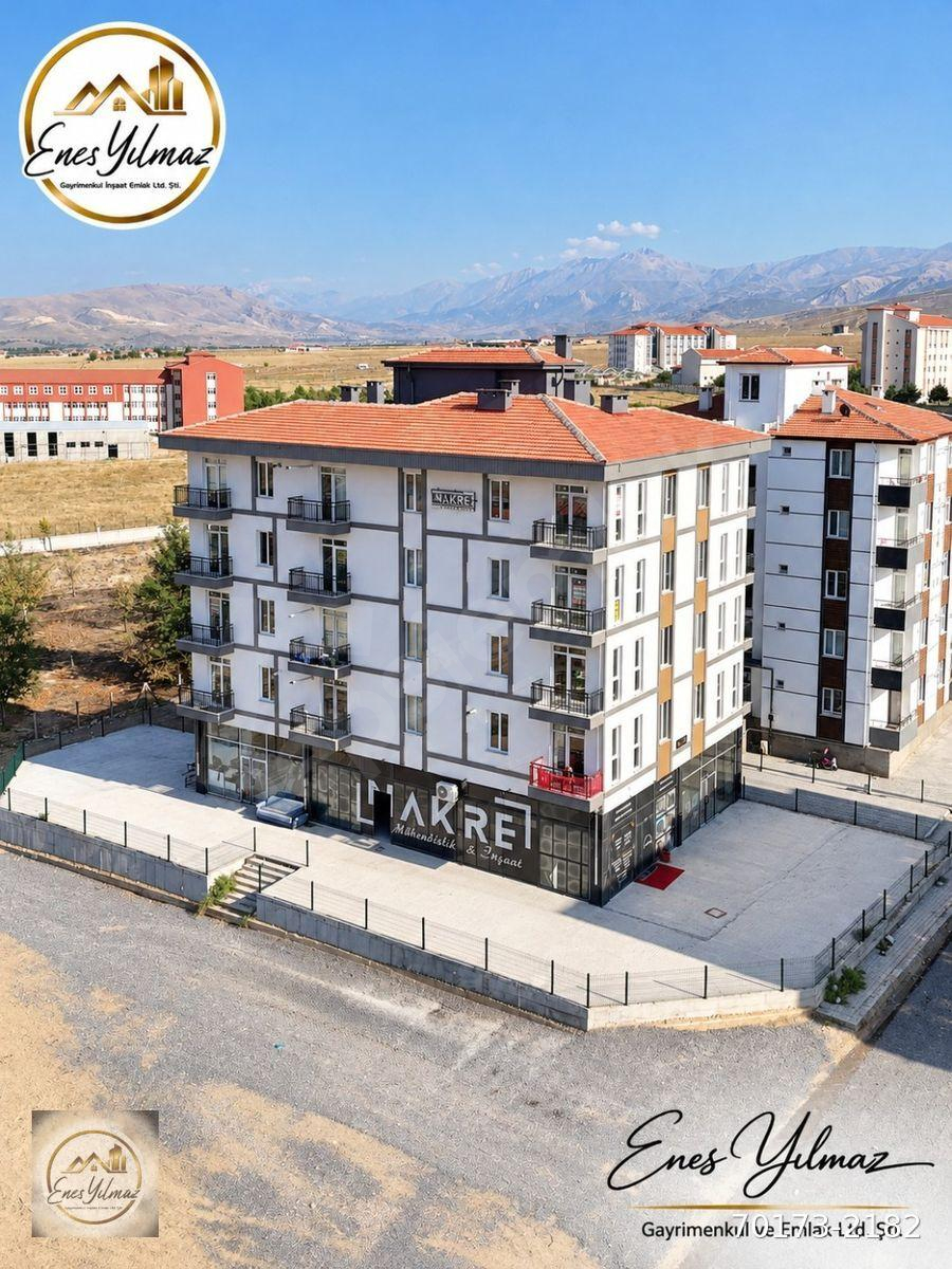 TOROS MAHALLESİNDE SATILIK 1+1 SIFIR GENİŞ DAİRE