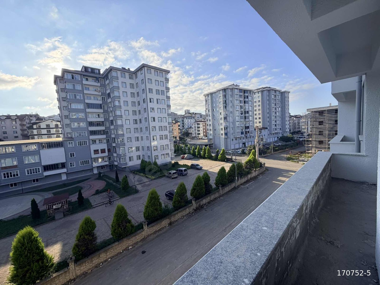 Şirinevlerde Site İçerisinde 3+1