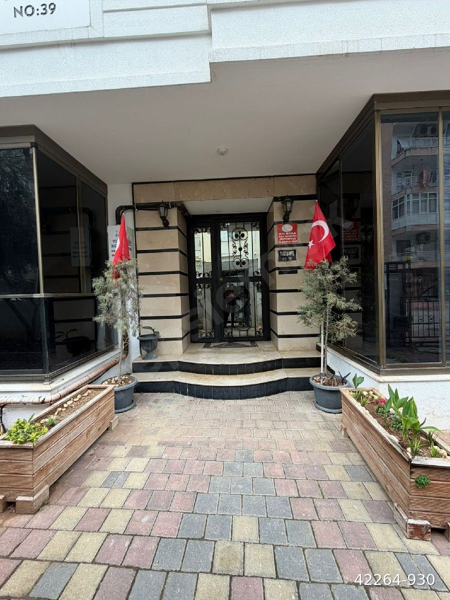 Işıklar yenikapıkarakol Yakını 6+1 villa tadında lüks dupleks daire 14milyontl