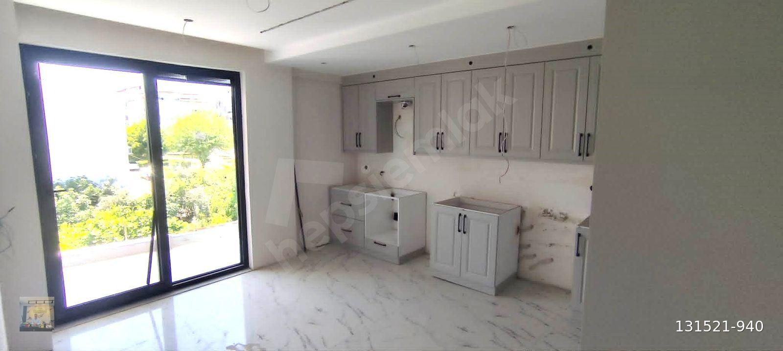 İLBADI MAHALLESİNDE TOPLAM 3 DAİRELİK BİNADA SATILIK SON 1 DAİRE 3+1/145 m2 PARKIN YANINDA 4.650.000