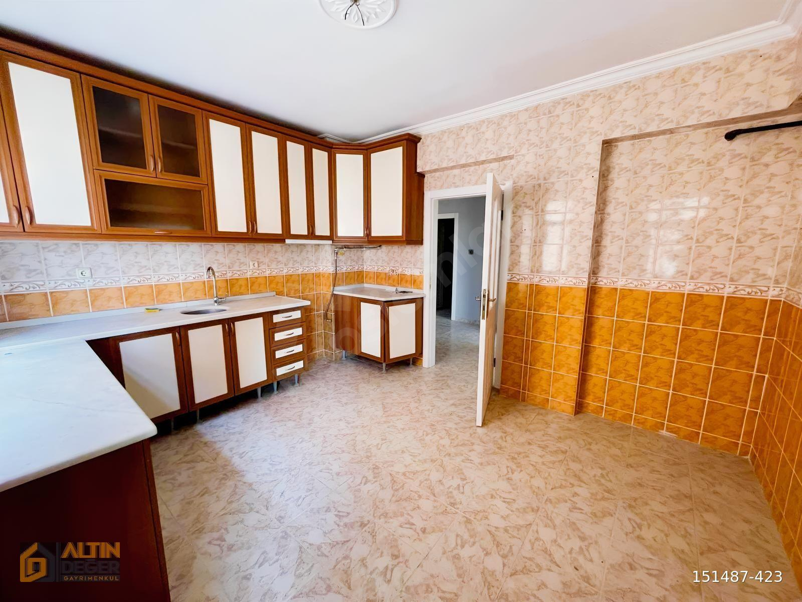 Polatlı Fatih Mahallesinde 3+1 Ara Kat Satılık Daire