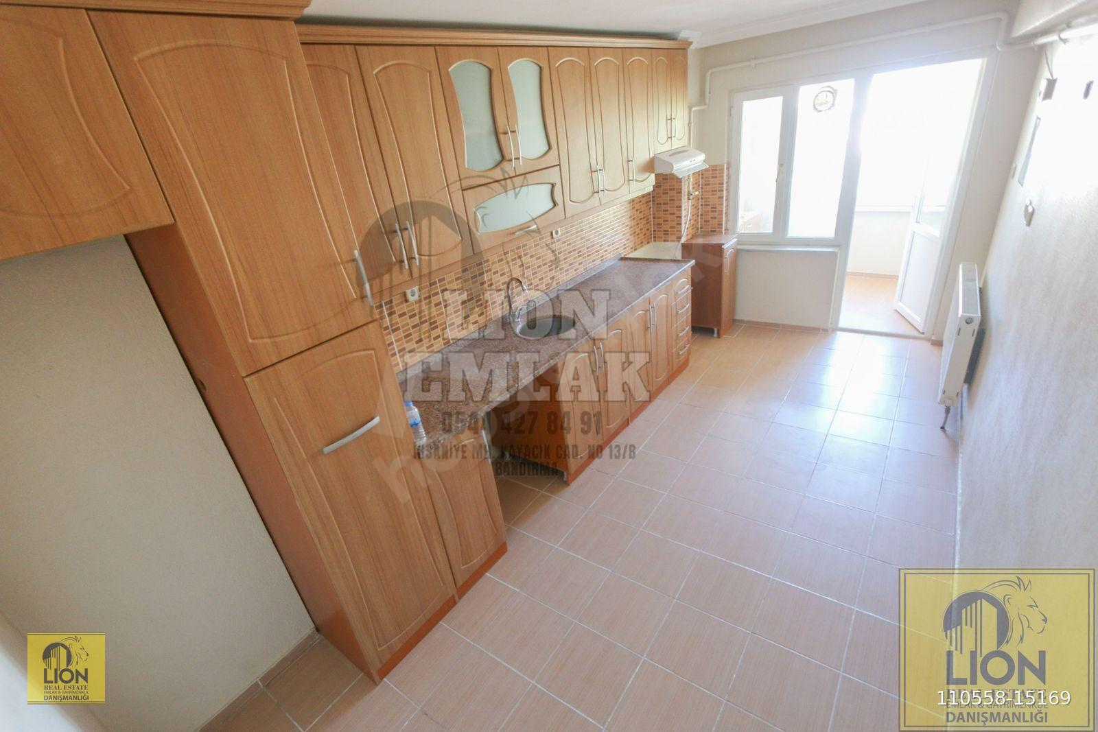 LION EMLAK'TAN PAŞABAYIR'DA DENİZ MANZARALI ARAKAT SATILIK 3+1 DAİRE