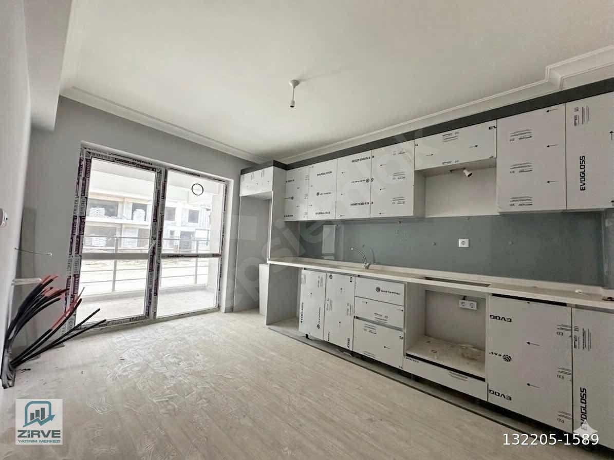 ZİRVE EMLAK'TAN!! (ALTINDA DAİRE VAR) ÖN CEPHE 3+1 SATILIK DAİRE