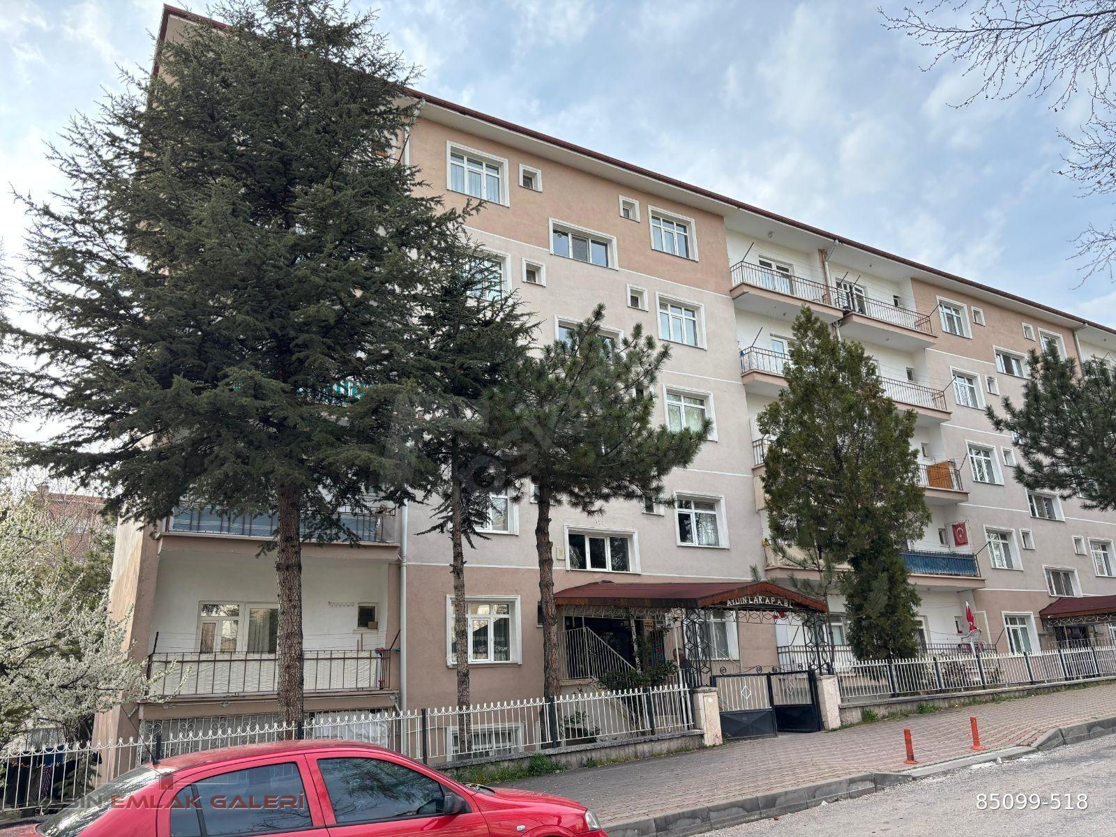 Gop mah merkezde site içinde önü açık güney cephe satılık daire