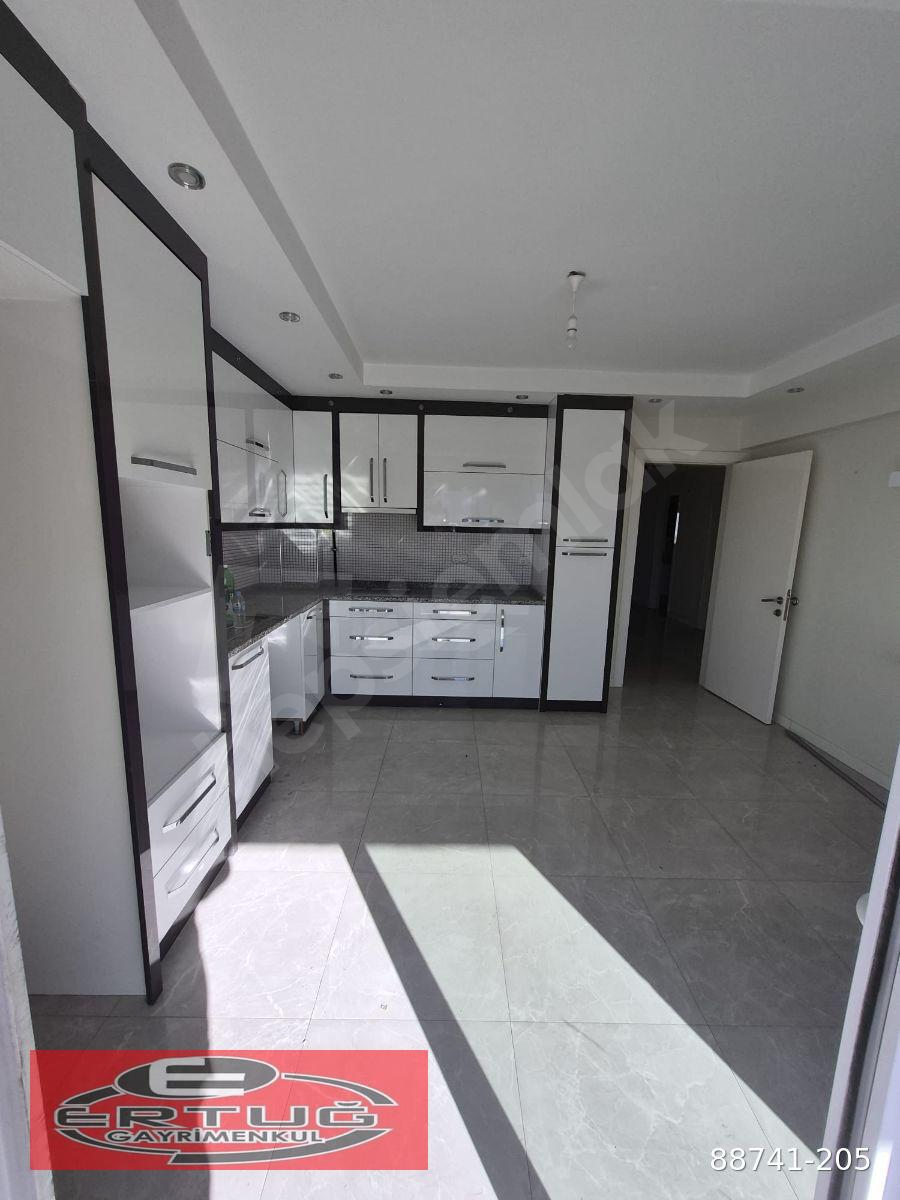 BAĞBAŞI YENIYOL ÜSTÜNDE 3+1 170m² KİRALIK DAIRE