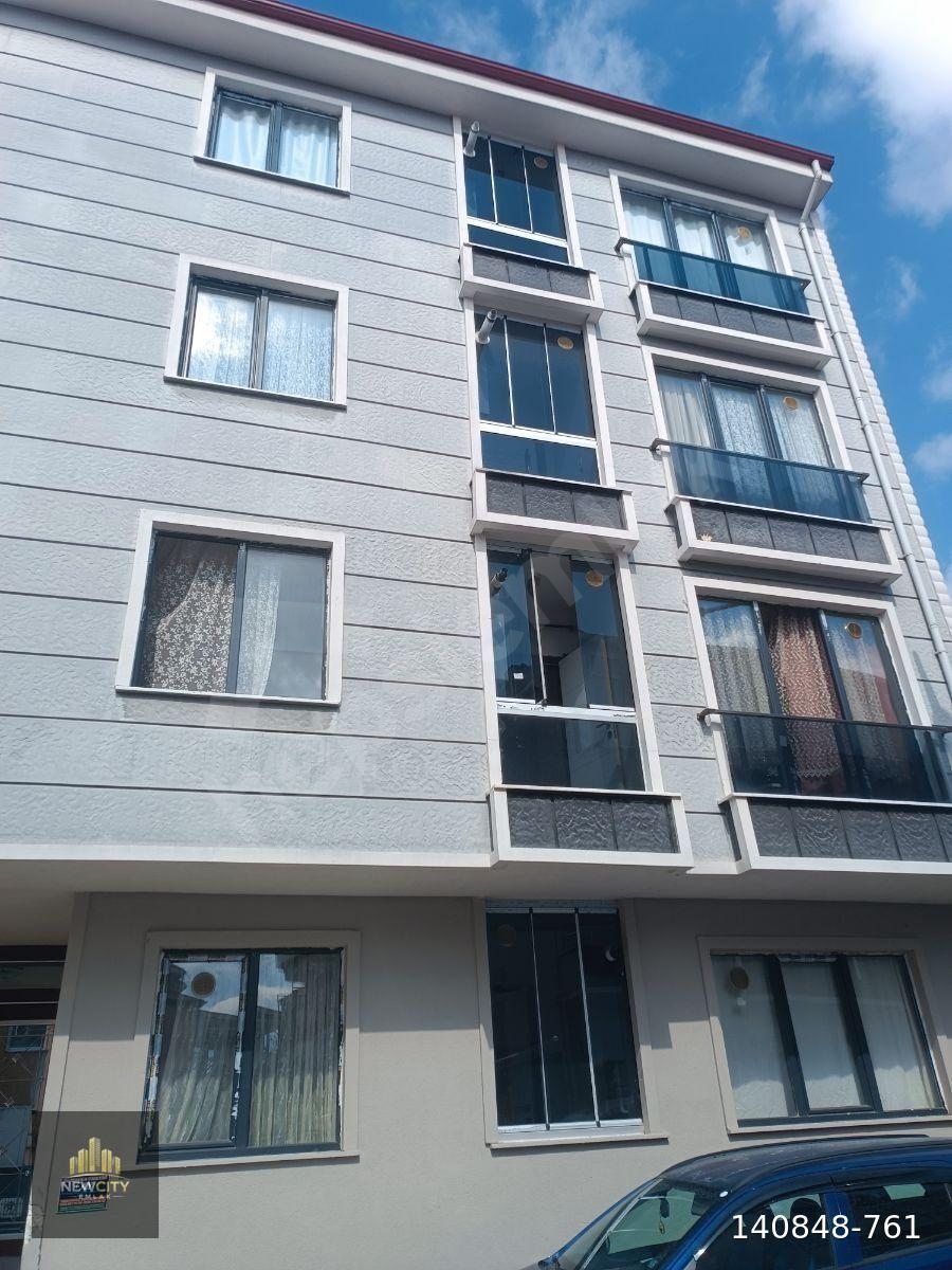 ASANSÖRLÜ YENİ BİNADA ,BALKONLU ARA KAT KİRALIK 1+1 DAİRE
