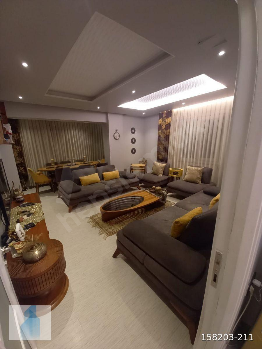 BAĞCILAR MERKEZ DE SATILIK 3+1,130M2 LÜKS DAİRE +TERAS VE KİLER