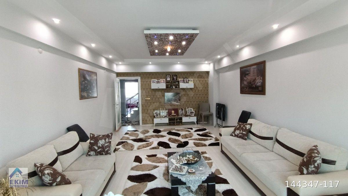ÇANAKKALE BARBAROS PLAJ'DA SATILIK 4+1 DUBLEKS DAİRE