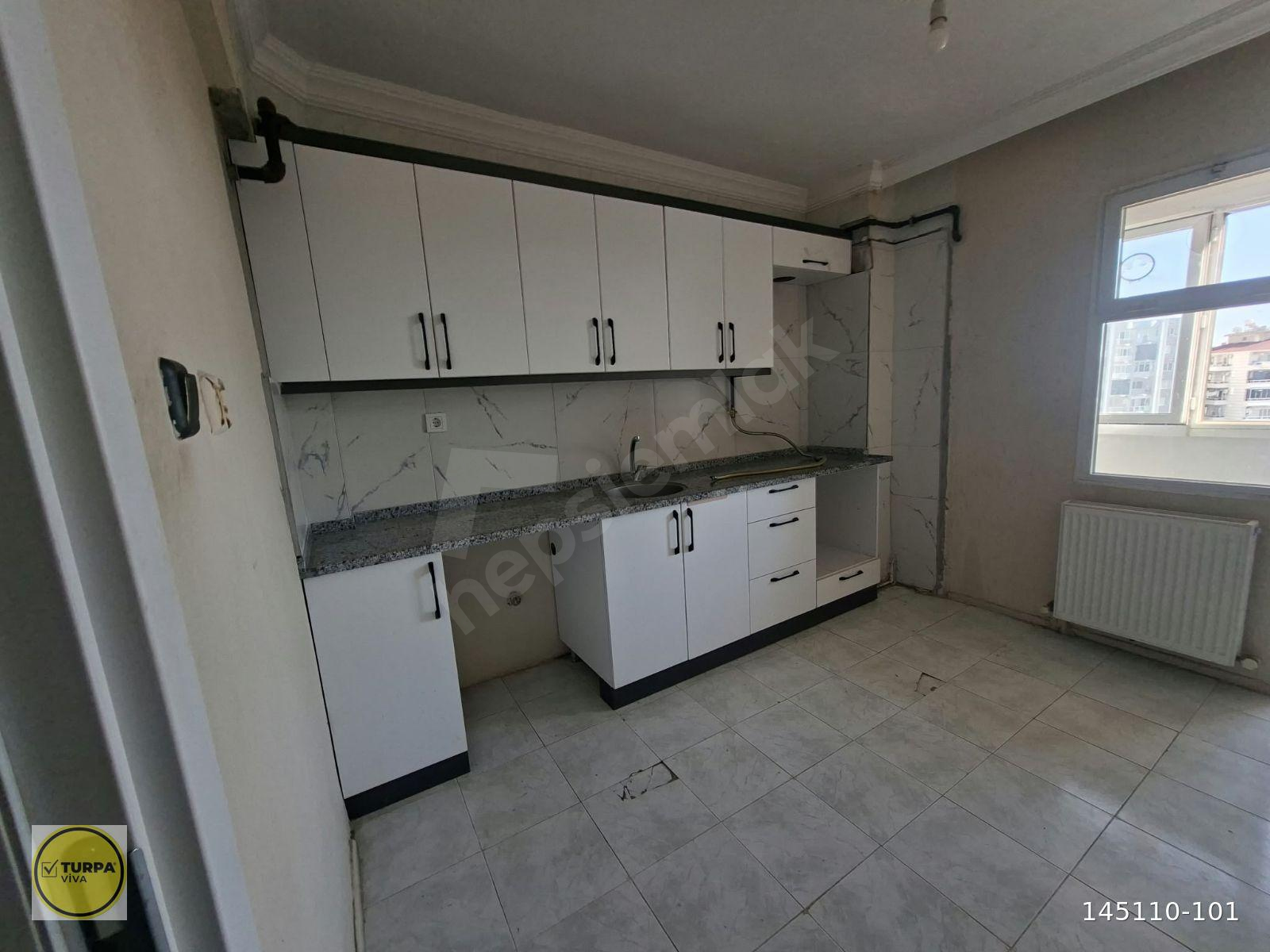 TURPA VİVADA TORBALIDA KİRALIK 3+1 DAİRE SİTE İÇERİSİNDE