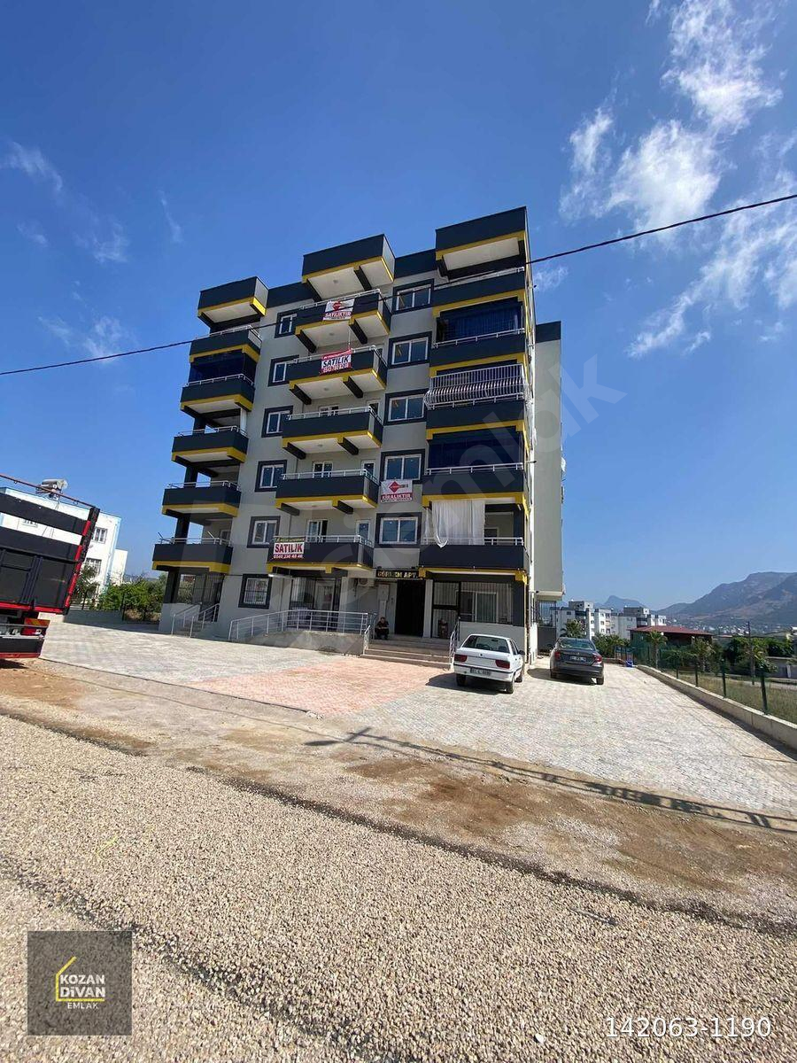 KOZAN DİVAN EMLAK'TAN OKULA KOMŞU SIFIR DAİRE