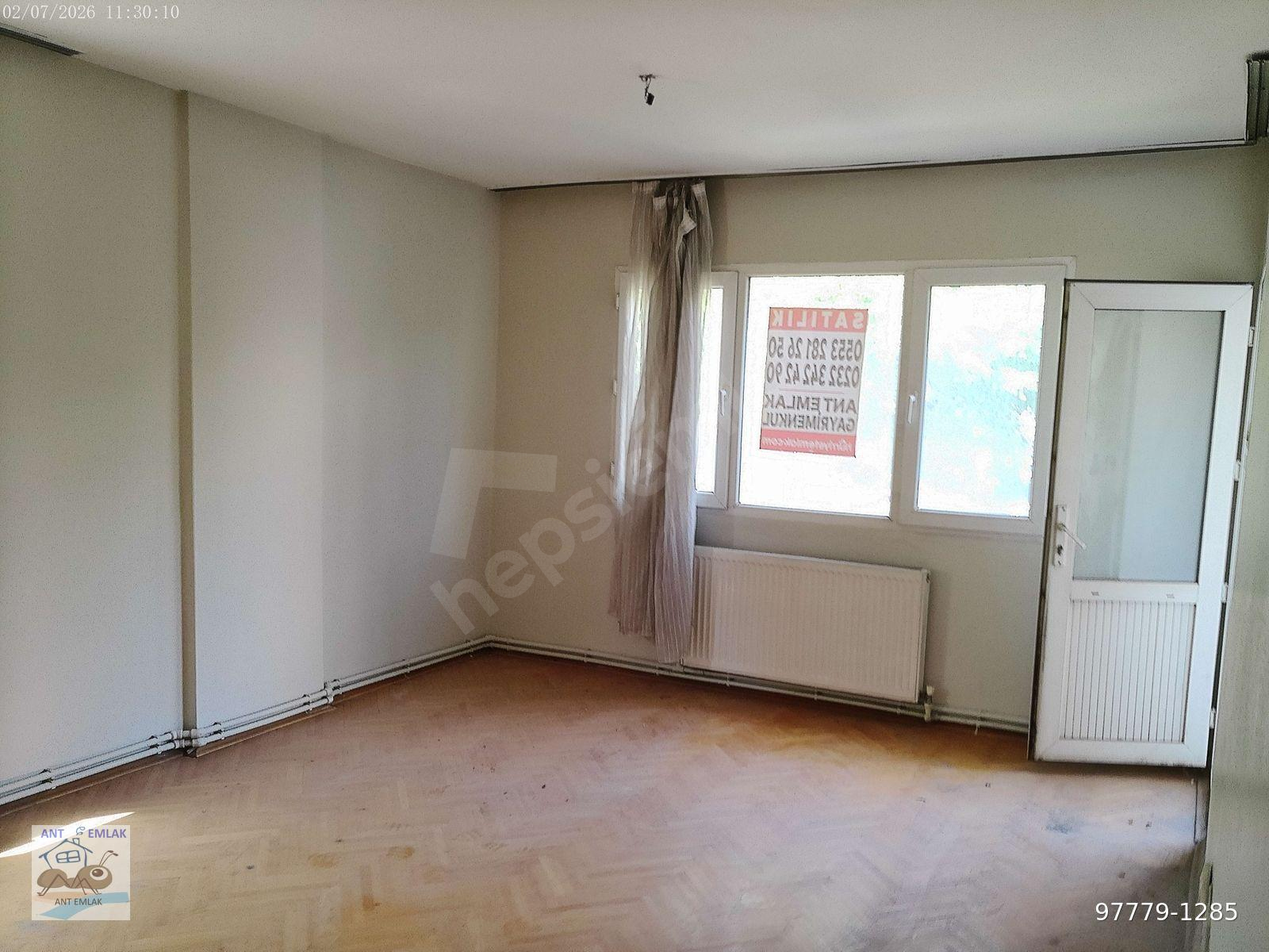 BORNOVA KAZIMDİRİK 3+1 105 M2 DOĞALGAZLI SATILIK DAİRE