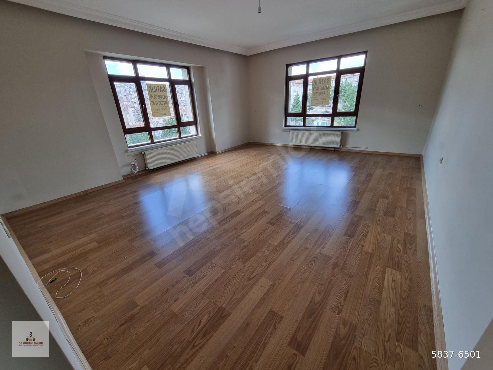 KARDEŞLER'DE 4.BLOKLU SİTE İÇİNDE 3+1 3.KAT ASANSÖRLÜ GENİŞ BALKONLU
